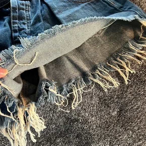 FREE PEOPLE SHORTS LIVIN BLUE WE THE FREE FRAYED w BELT SMALL SEE YOU SOMETIME - Picture 9 of 16